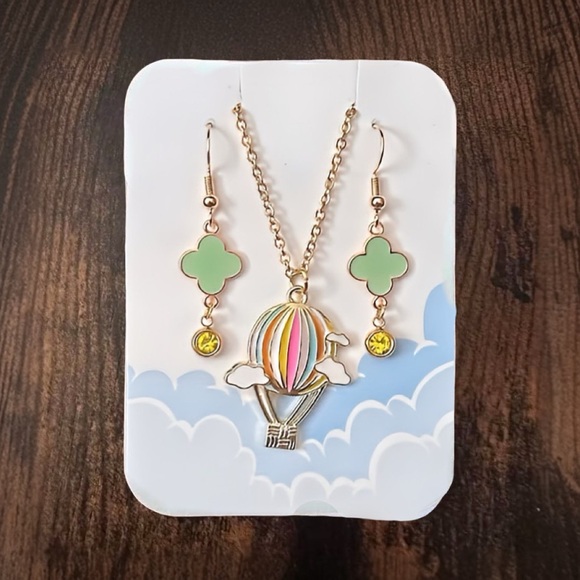 New Handmade Hot Air Balloon Necklace and Earring Set (Version C/Green & Yellow) - Picture 2 of 6